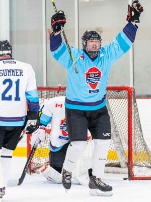 Scoring goals to raise money to cure Alzheimer&#8217;s